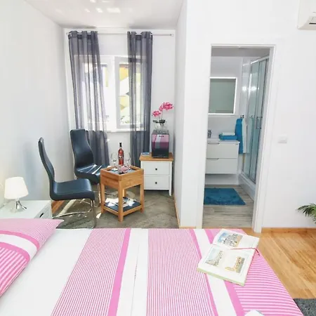 Esma 4*