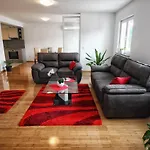 Esma Casa de hóspedes 4*