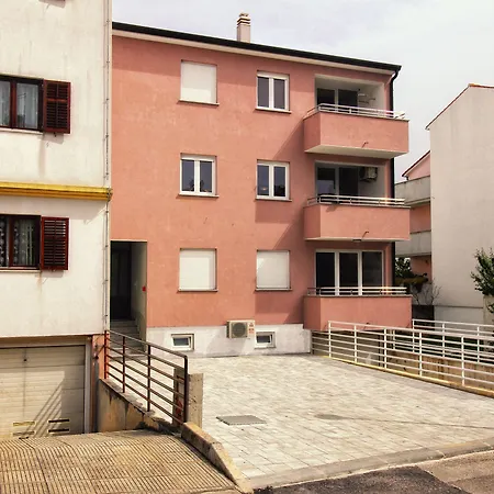 Esma Gostinjska kuća